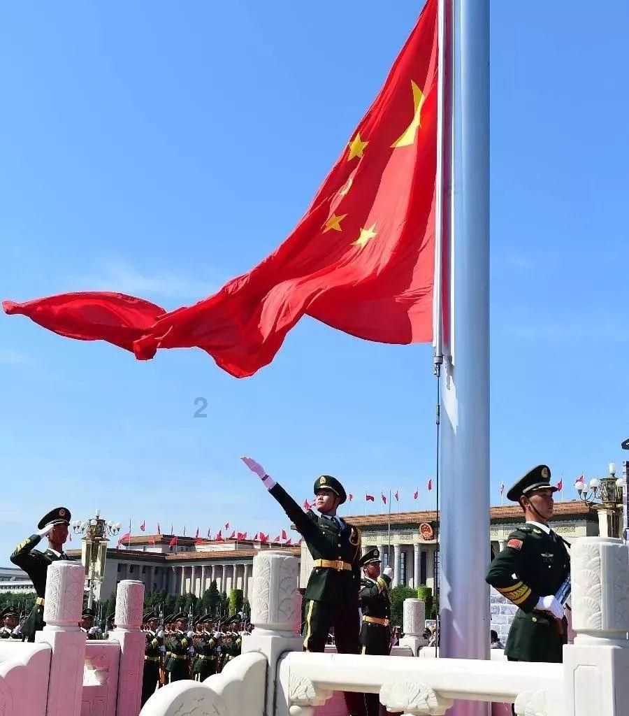天涯问答平台-小明比小华大2岁,4年前他们的年龄和是18岁。小明今年几岁交流
